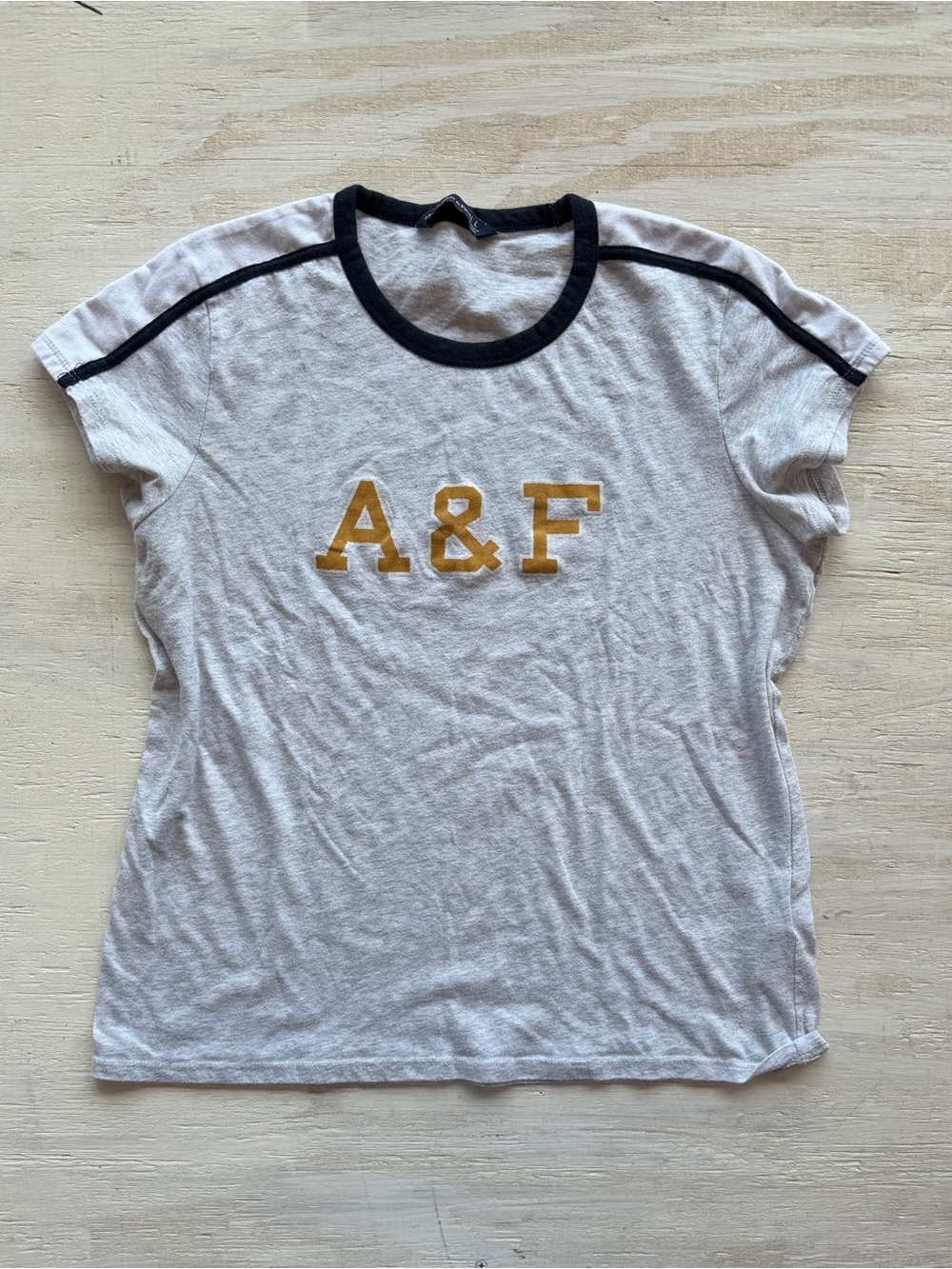 Abercrombie & Fitch Ringer Tee Gold A&F Logo Size Large